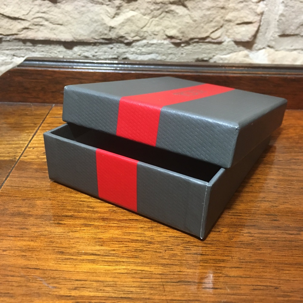 Authentic Tumi Gift Box - Picture 4 of 10